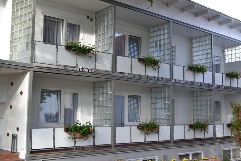Hotel Hofgarten Bad Buchau Exterior photo